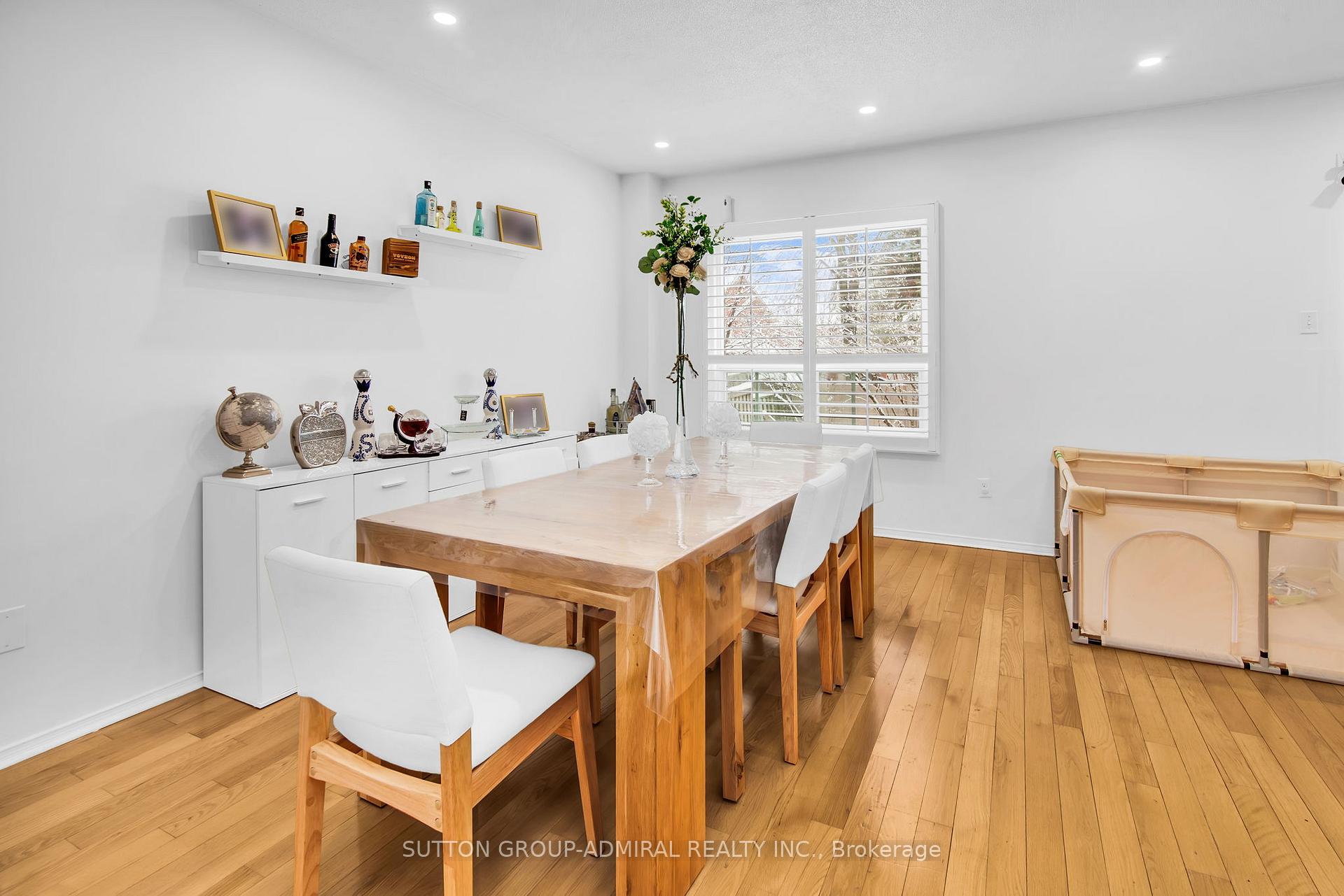 Photo 19 of 43 Mountbatten Road, Vaughan, Beverley Glen — HOMEH