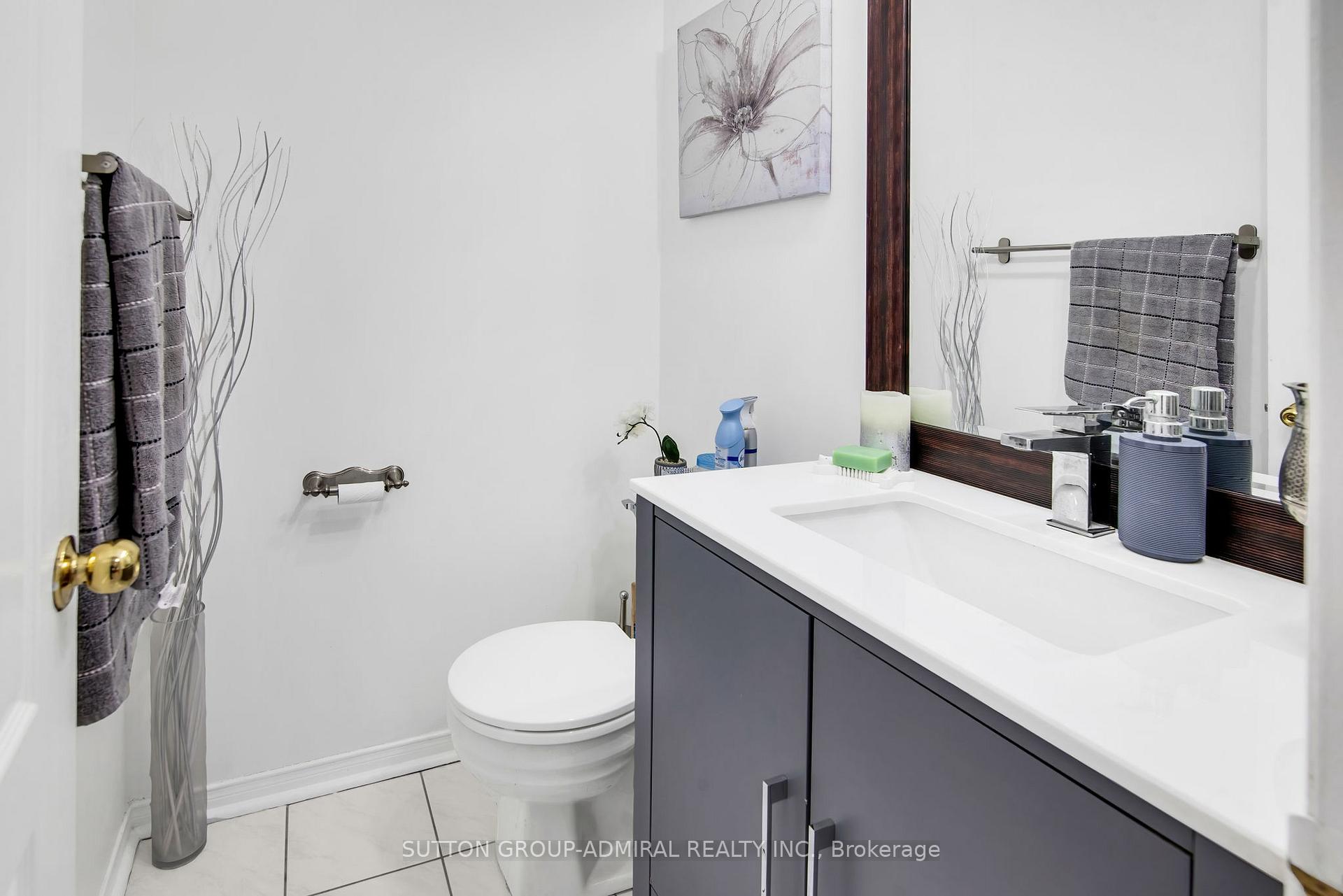 Photo 20 of 43 Mountbatten Road, Vaughan, Beverley Glen — HOMEH