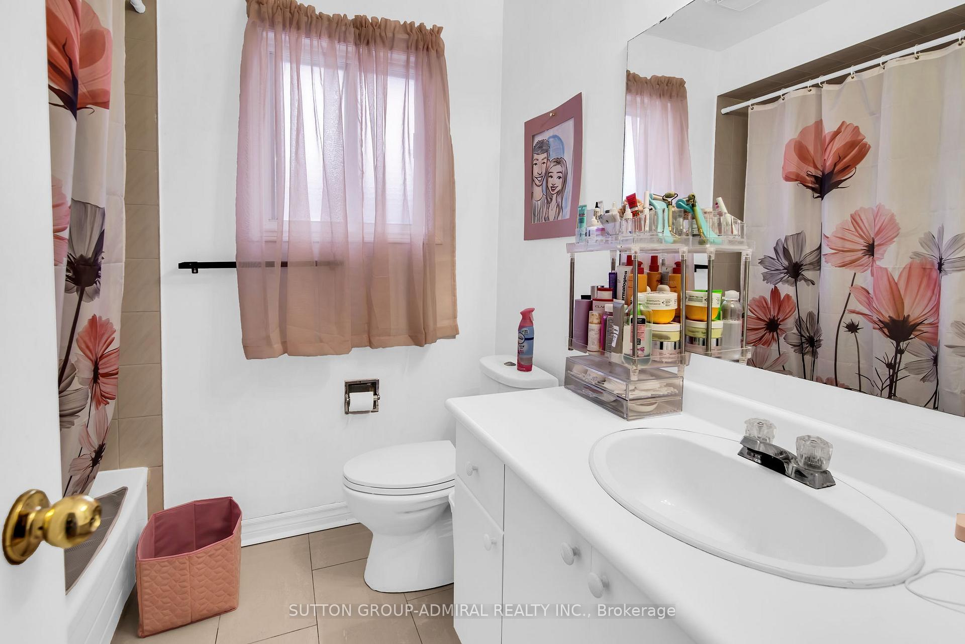 Photo 30 of 43 Mountbatten Road, Vaughan, Beverley Glen — HOMEH