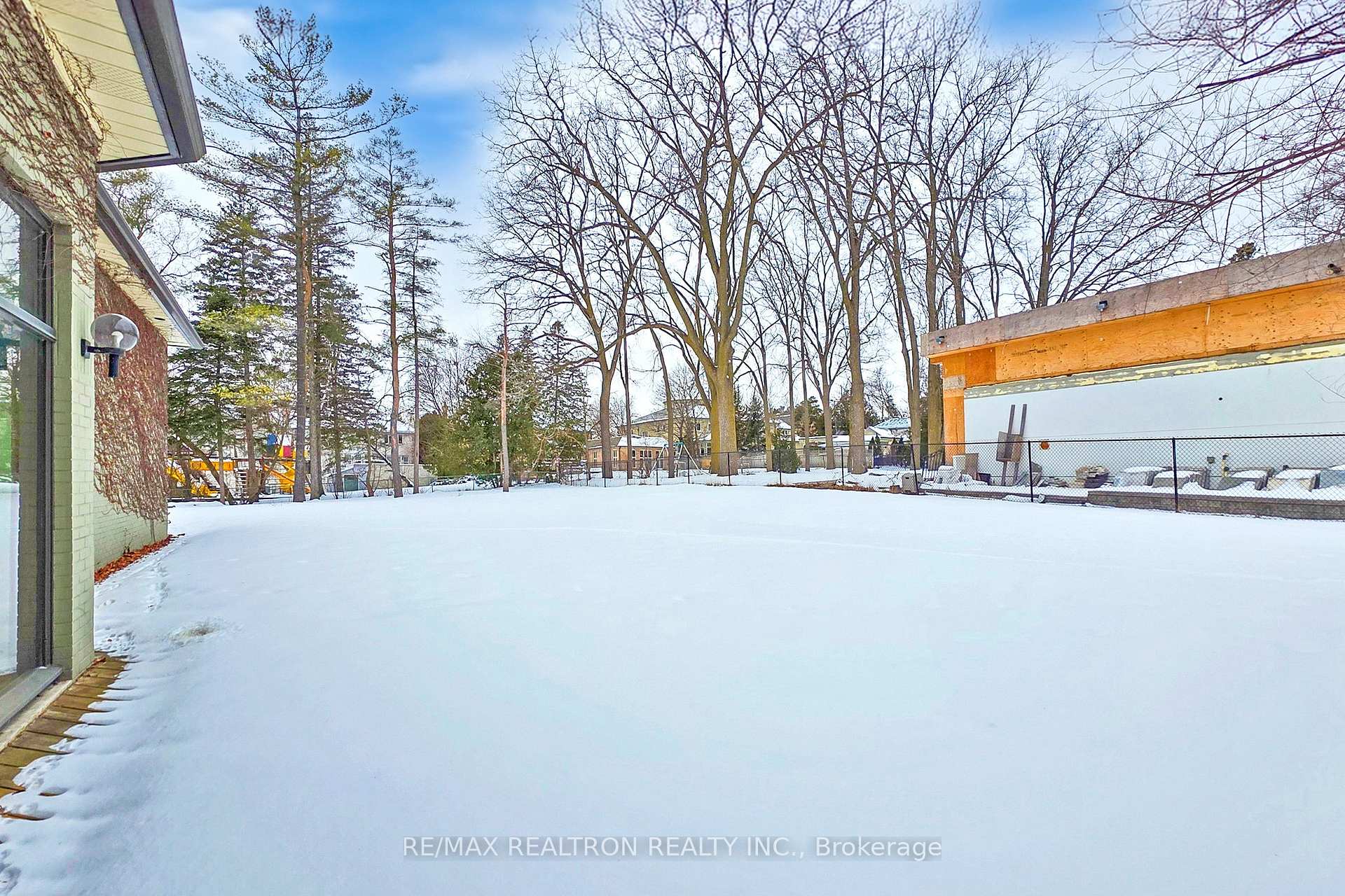 Photo 28 of 10 Thornbank Road, Vaughan, Uplands — HOMEH