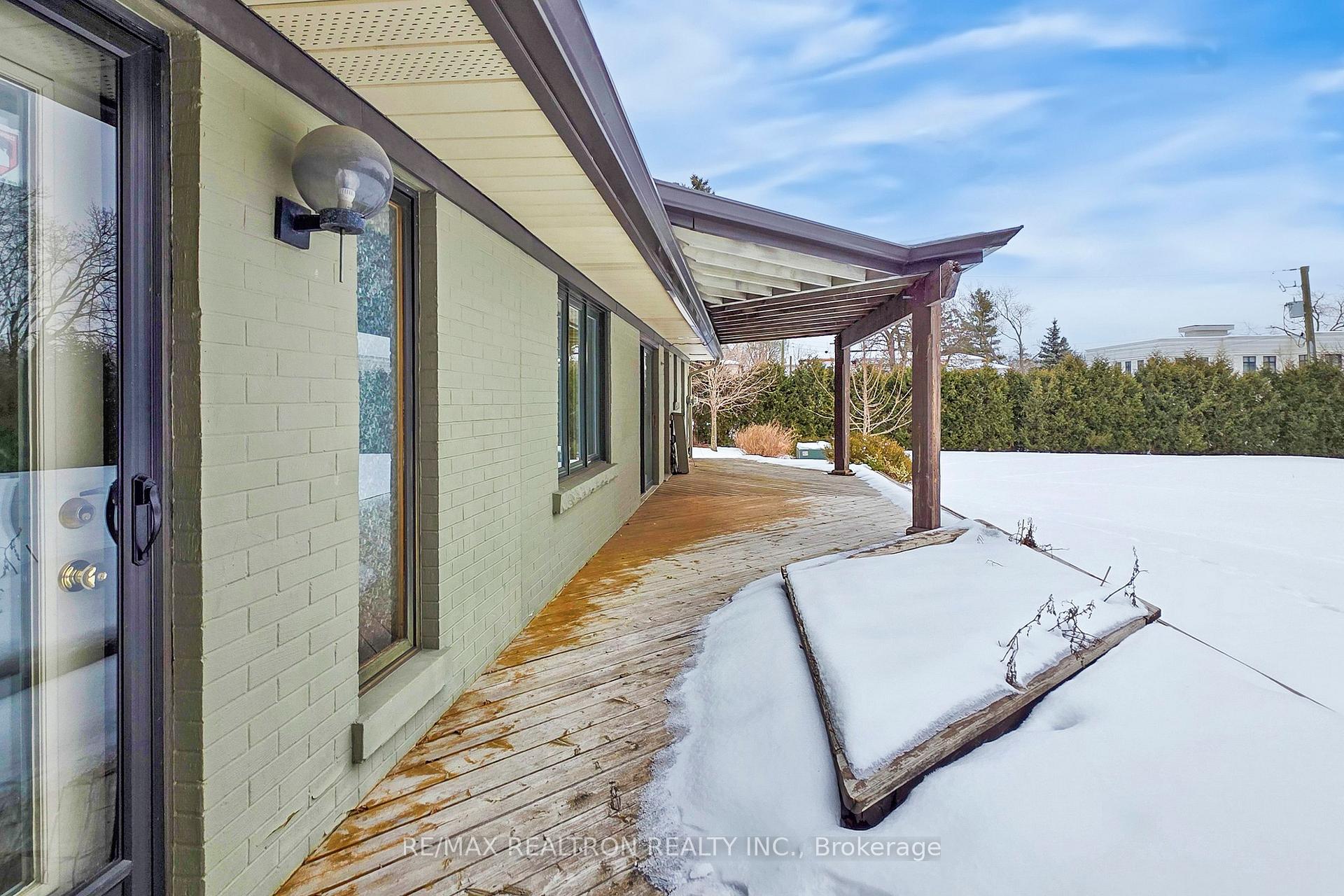 Photo 29 of 10 Thornbank Road, Vaughan, Uplands — HOMEH