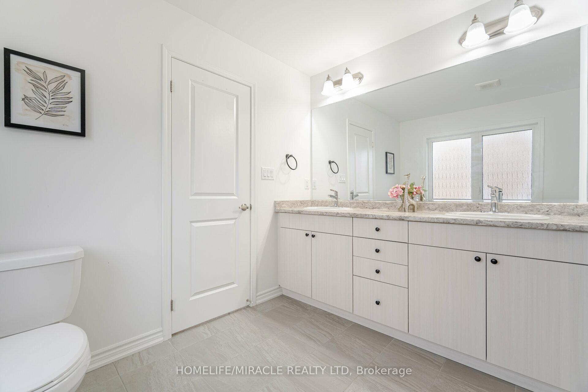 Photo 5 of 2885 Foxden Square, Pickering, Rural Pickering — HOMEH