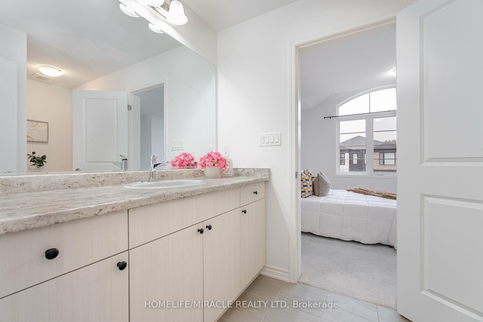 Photo 10 of 2885 Foxden Square, Pickering, Rural Pickering — HOMEH