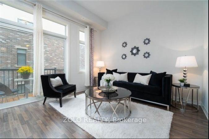 Photo 4 of 103 Arianna Crescent, Vaughan, Patterson — HOMEH
