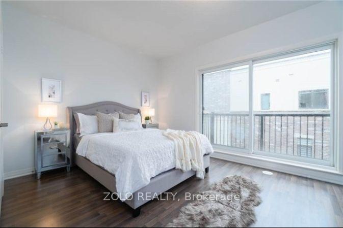 Photo 5 of 103 Arianna Crescent, Vaughan, Patterson — HOMEH