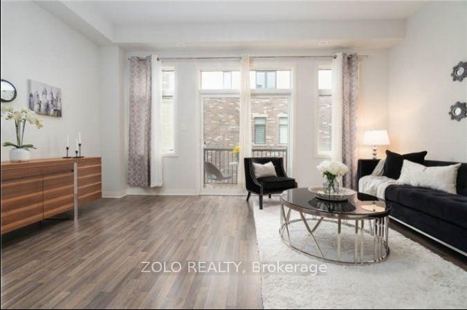 Photo 8 of 103 Arianna Crescent, Vaughan, Patterson — HOMEH