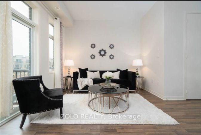 Photo 9 of 103 Arianna Crescent, Vaughan, Patterson — HOMEH