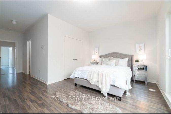Photo 10 of 103 Arianna Crescent, Vaughan, Patterson — HOMEH