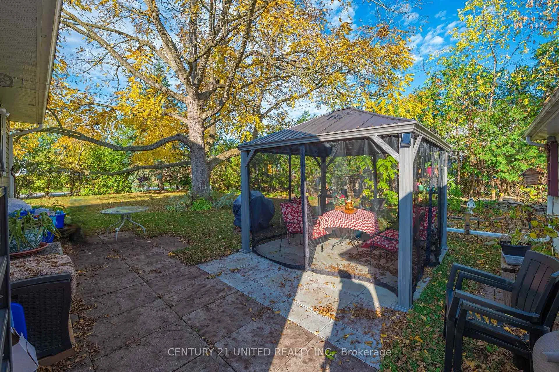 Photo 6 of 498 Howden Street, Peterborough, Otonabee Ward 1 — HOMEH