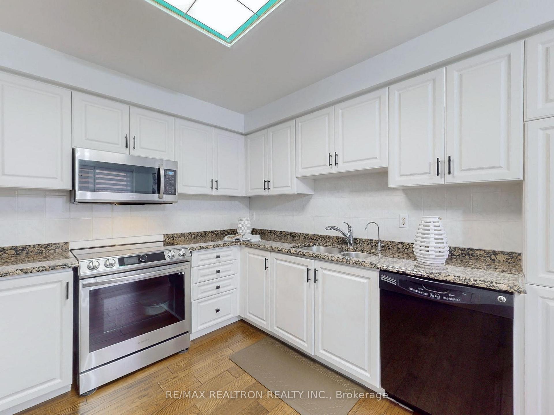 Photo 9 of 347 Chickadee Court, Pickering, Highbush — HOMEH