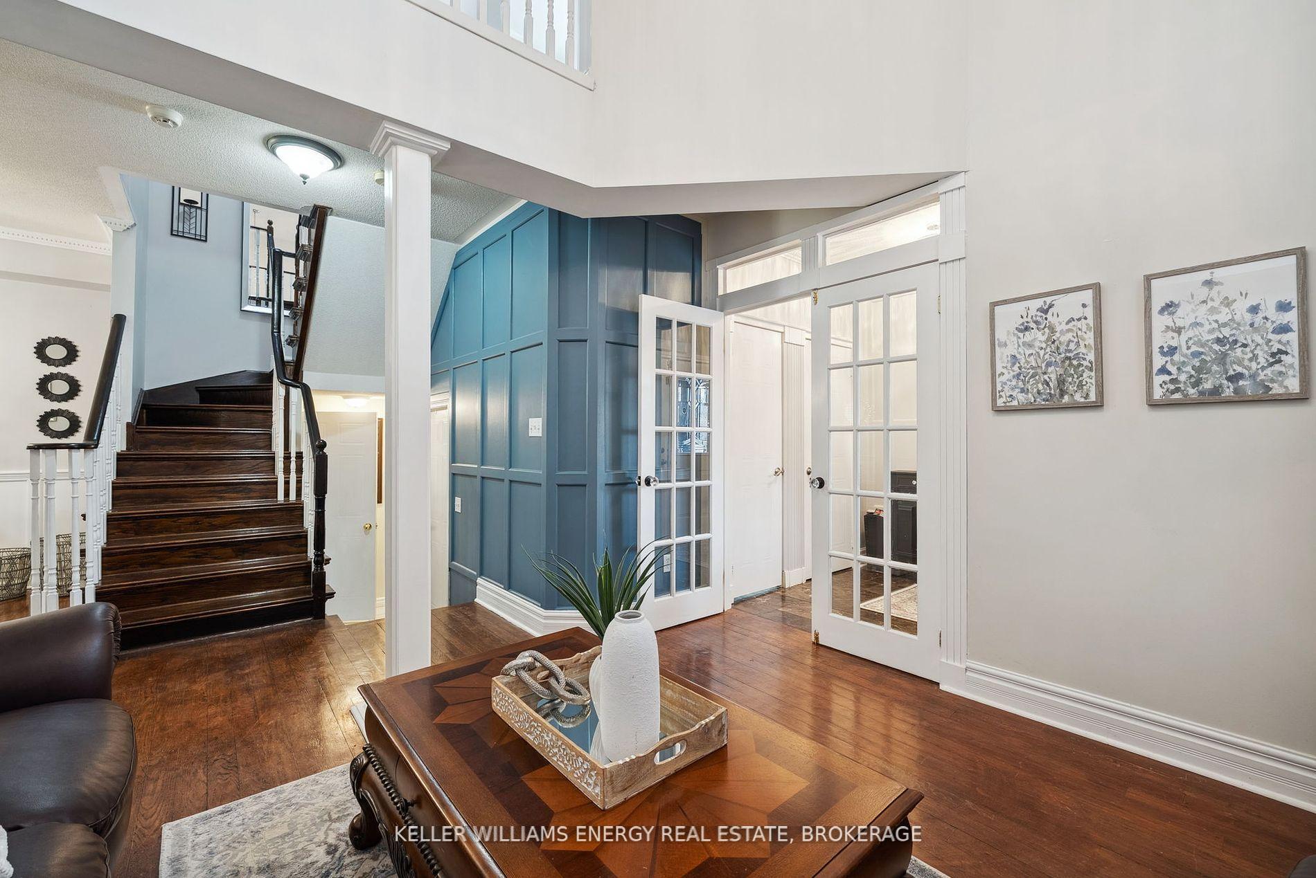 Photo 5 of 41 Underwood Drive, Whitby, Brooklin — HOMEH