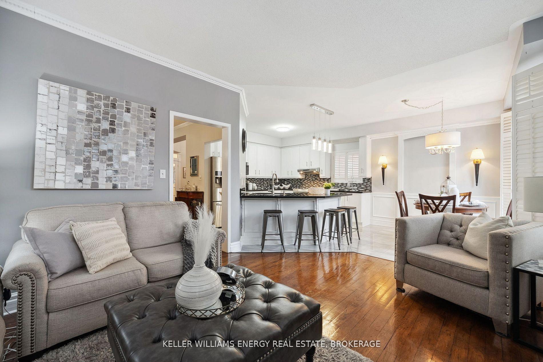 Photo 16 of 41 Underwood Drive, Whitby, Brooklin — HOMEH