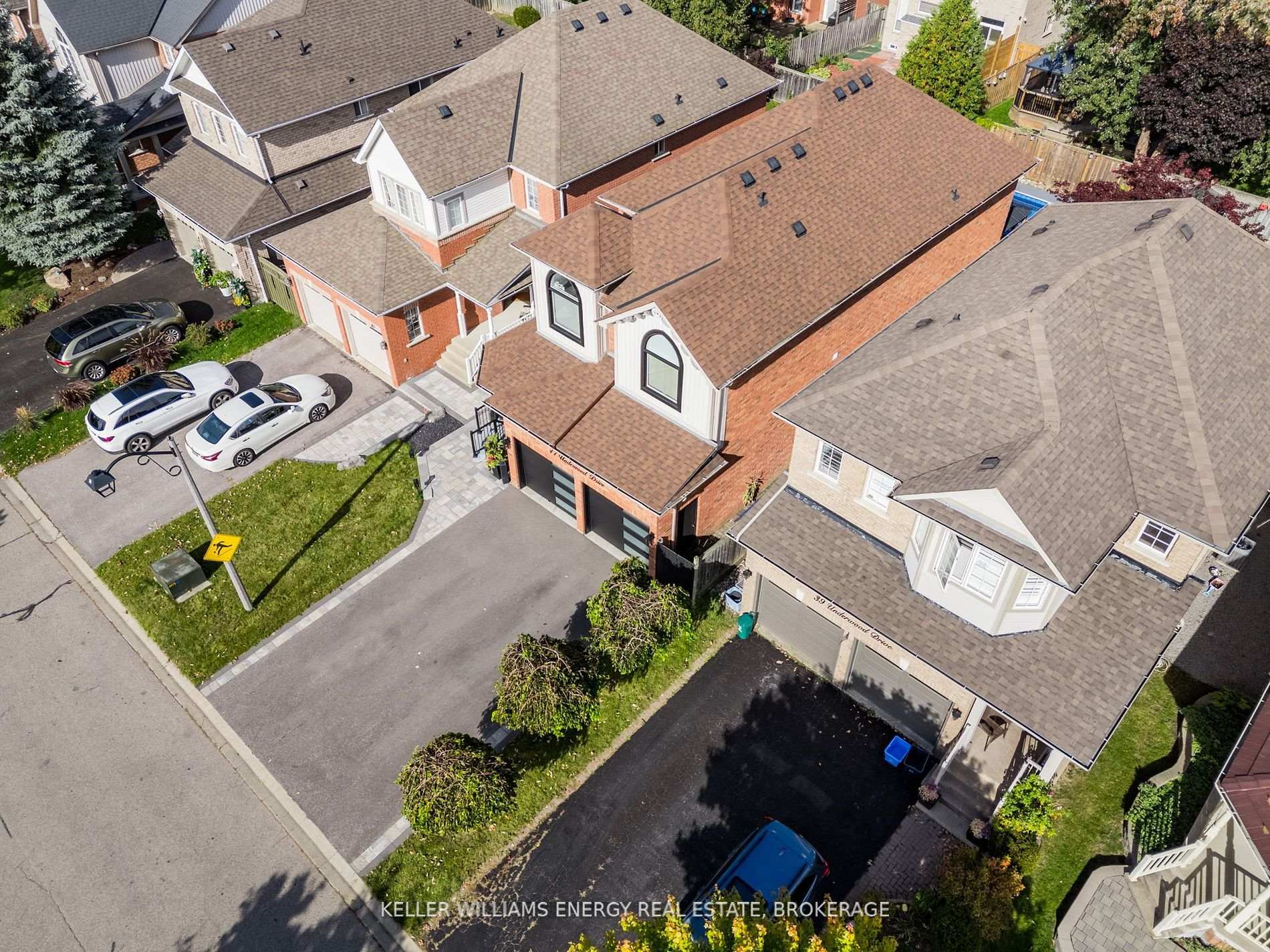 Photo 32 of 41 Underwood Drive, Whitby, Brooklin — HOMEH