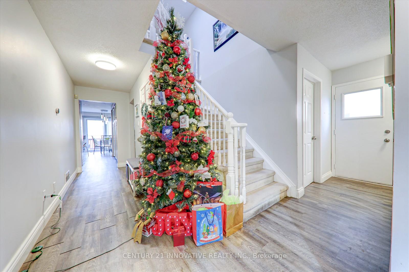 Photo 6 of 560 Steeple Hill, Pickering, Woodlands — HOMEH