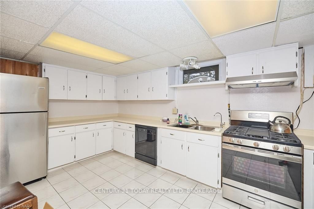 Photo 24 of 199 Thorold Road, Welland, Prince Charles — HOMEH