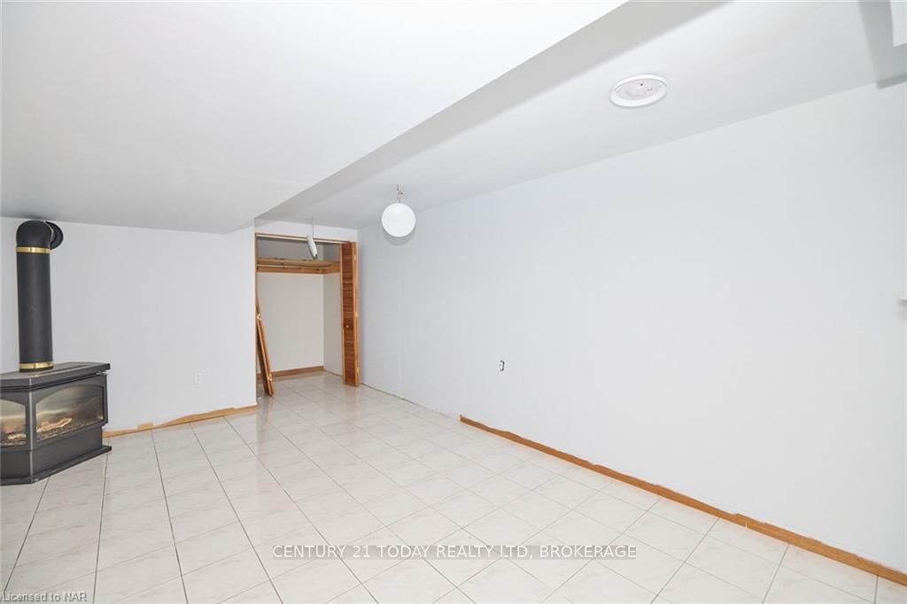 Photo 28 of 199 Thorold Road, Welland, Prince Charles — HOMEH