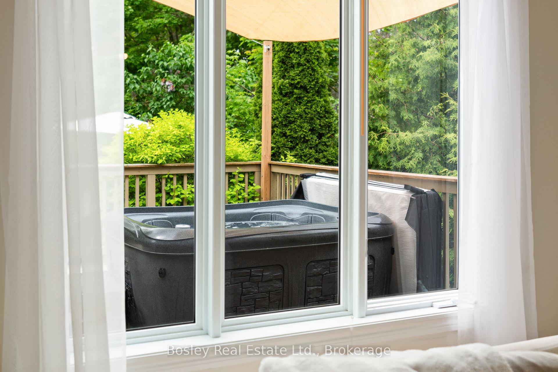 Photo 11 of 136 Maple Lane, Blue Mountains — HOMEH