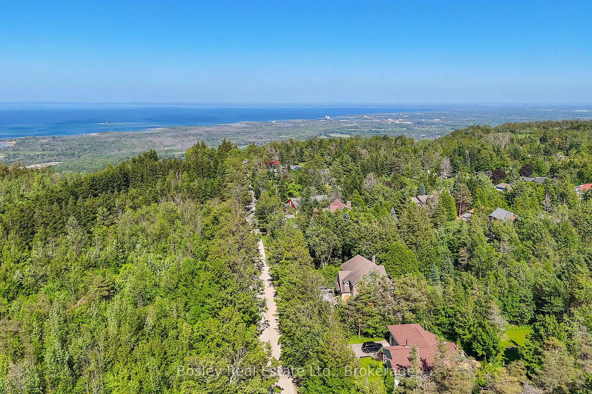 Photo 39 of 136 Maple Lane, Blue Mountains — HOMEH