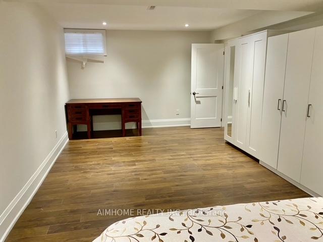 Photo 7 of 40 Tanjo Court, Vaughan, Crestwood-Springfarm-Yorkhill — HOMEH