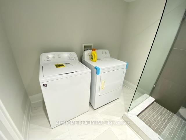 Photo 13 of 40 Tanjo Court, Vaughan, Crestwood-Springfarm-Yorkhill — HOMEH