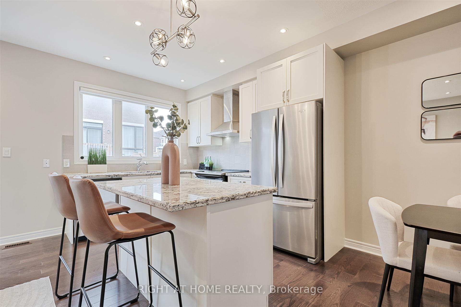 Photo 12 of 1166 Cactus Crescent, Pickering, Rural Pickering — HOMEH