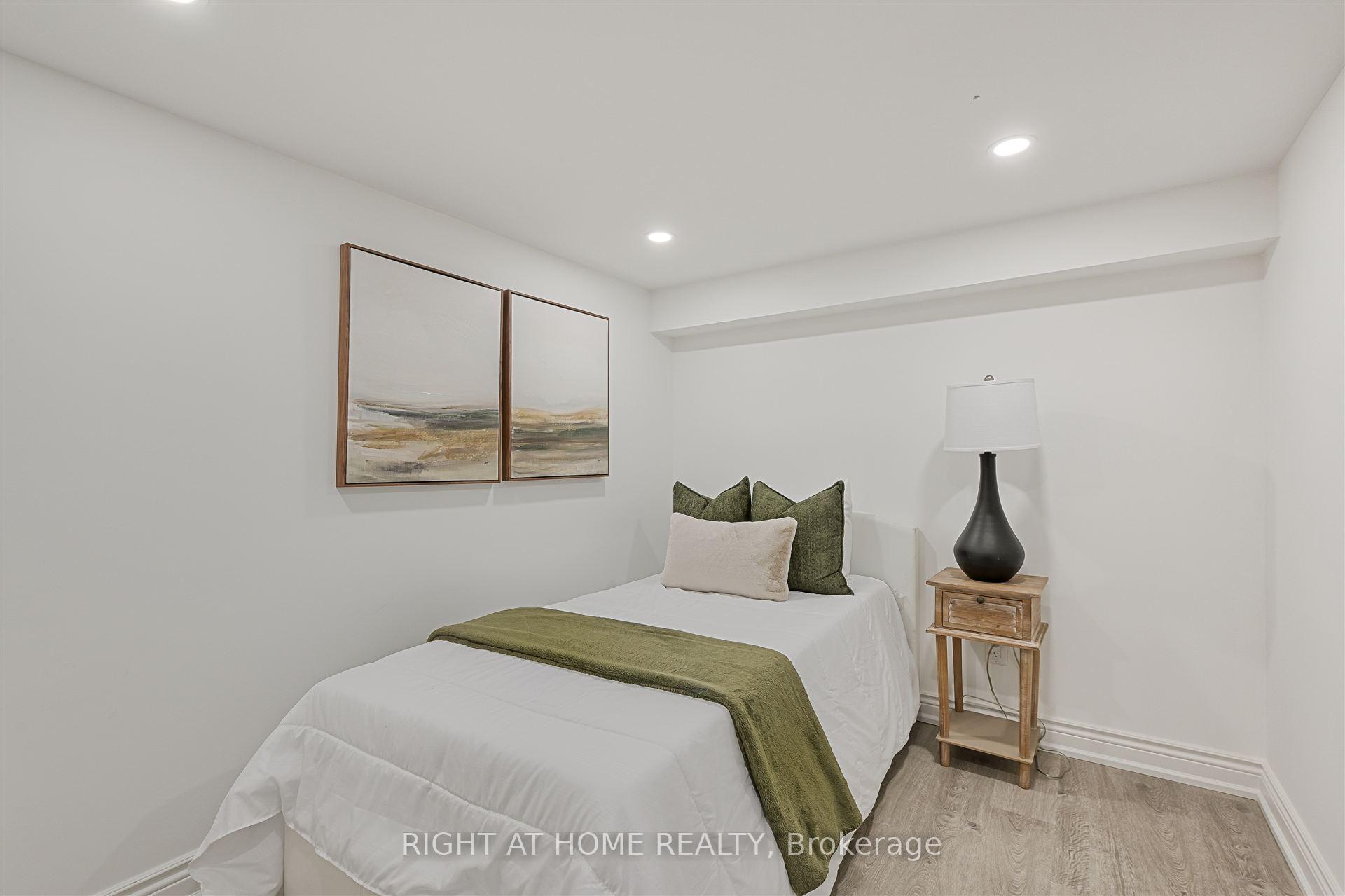 Photo 36 of 1166 Cactus Crescent, Pickering, Rural Pickering — HOMEH