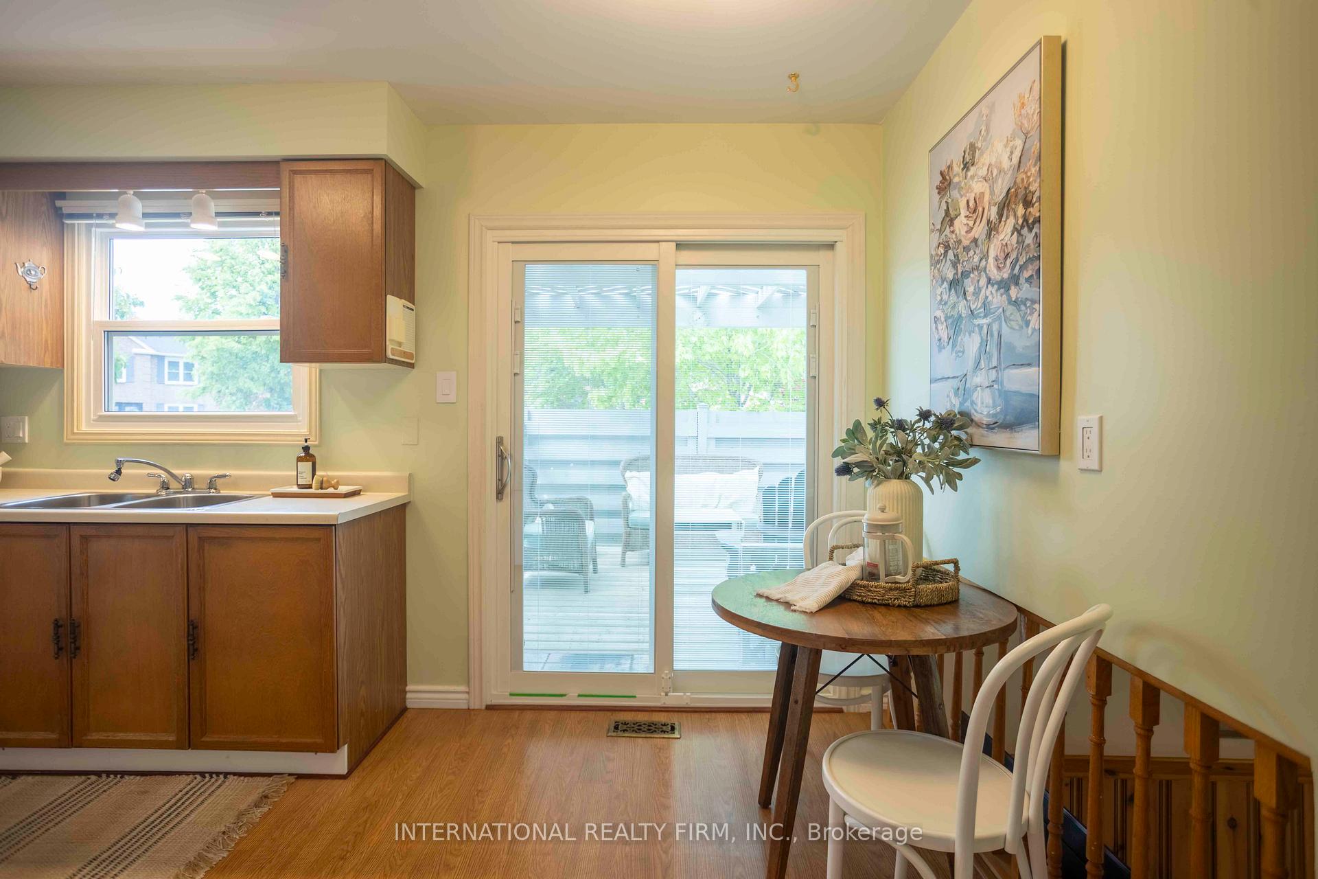 Photo 7 of 16 Kilberry Drive, Whitby, Pringle Creek — HOMEH