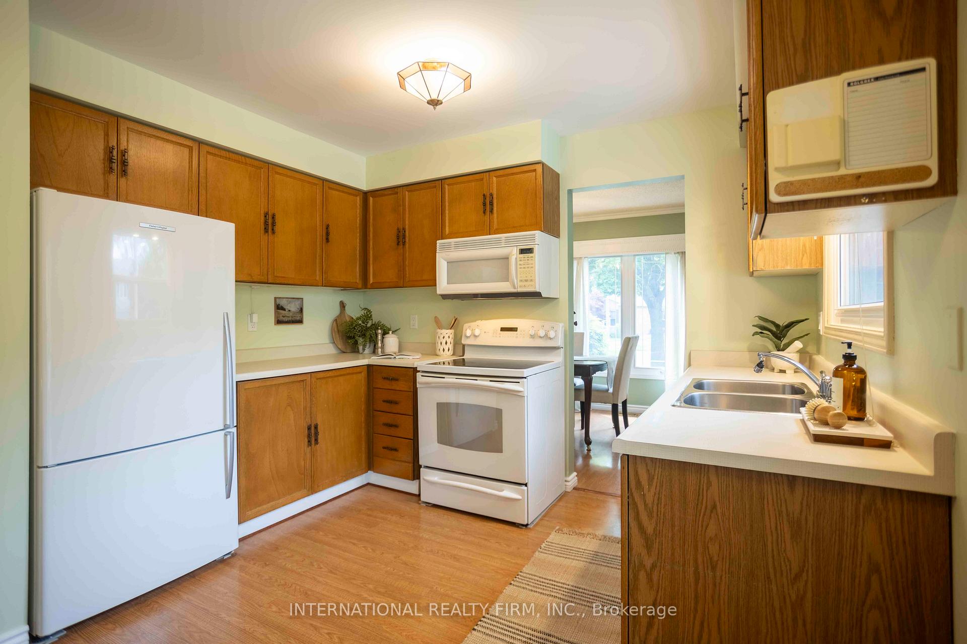 Photo 8 of 16 Kilberry Drive, Whitby, Pringle Creek — HOMEH