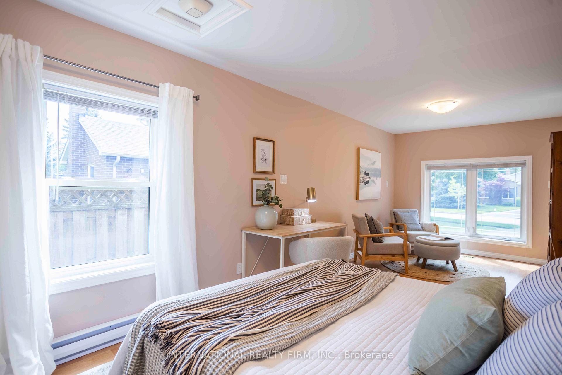 Photo 9 of 16 Kilberry Drive, Whitby, Pringle Creek — HOMEH