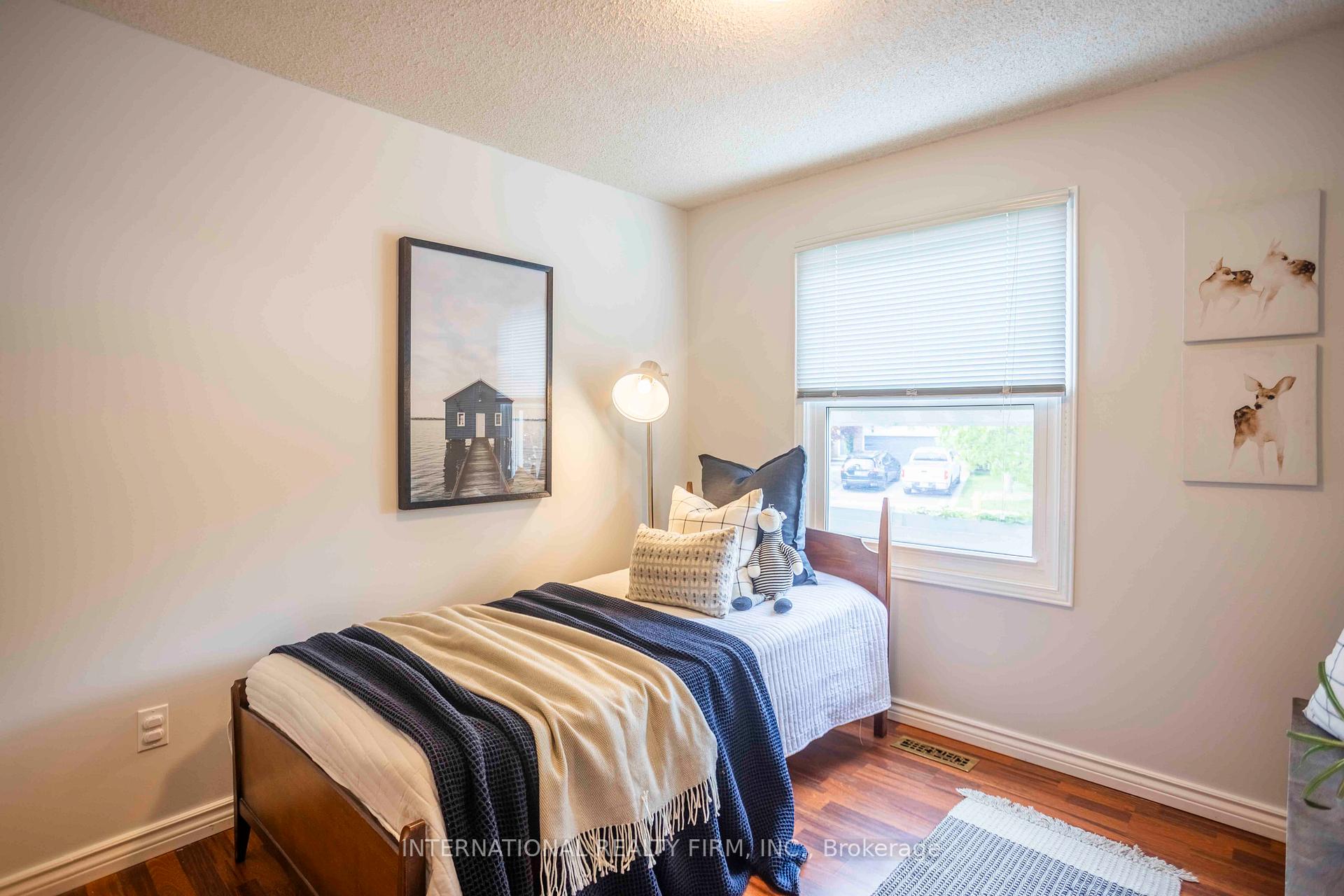 Photo 16 of 16 Kilberry Drive, Whitby, Pringle Creek — HOMEH