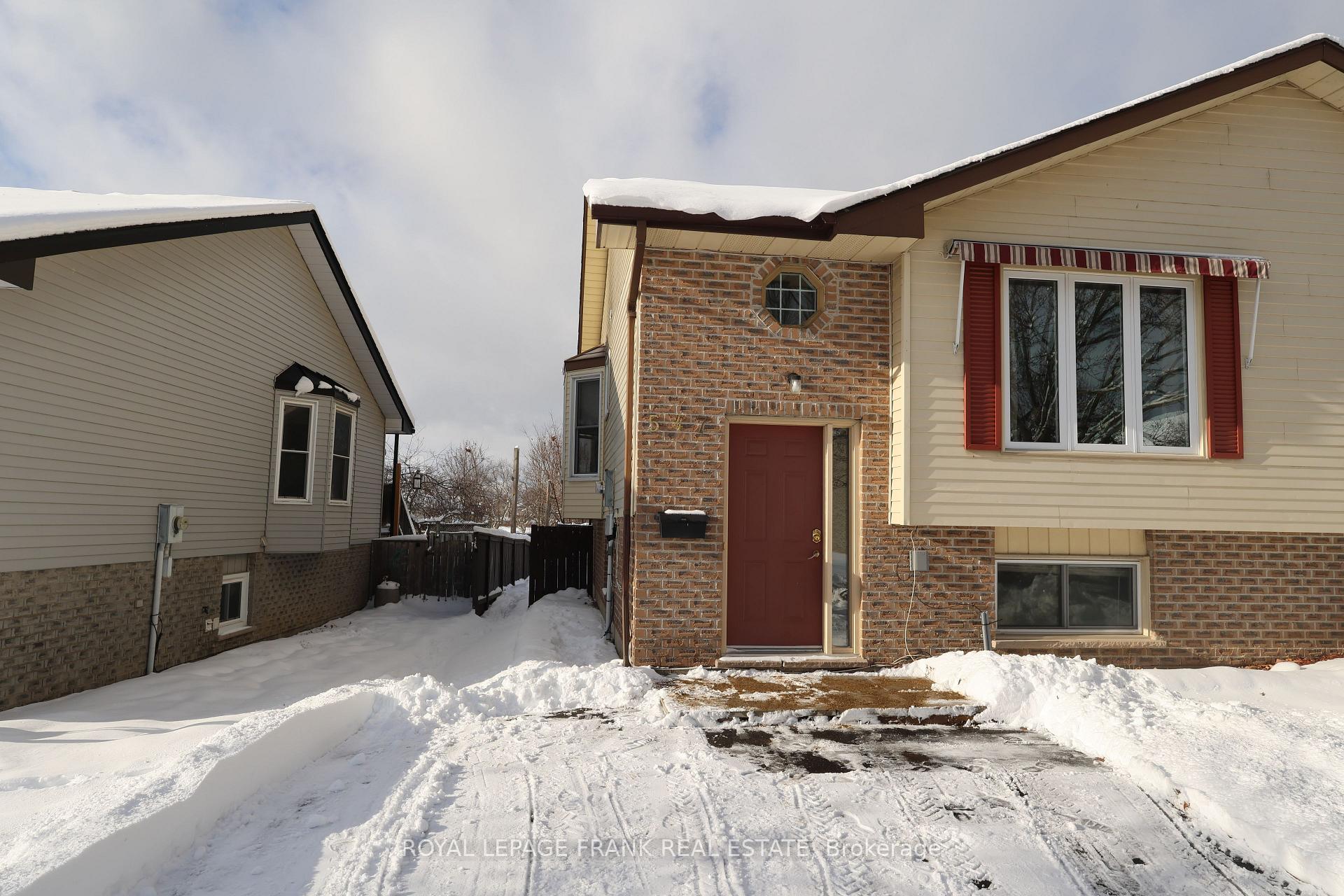 Photo 1 of 547 Crystal Drive, Peterborough, Ashburnham Ward 4 — HOMEH
