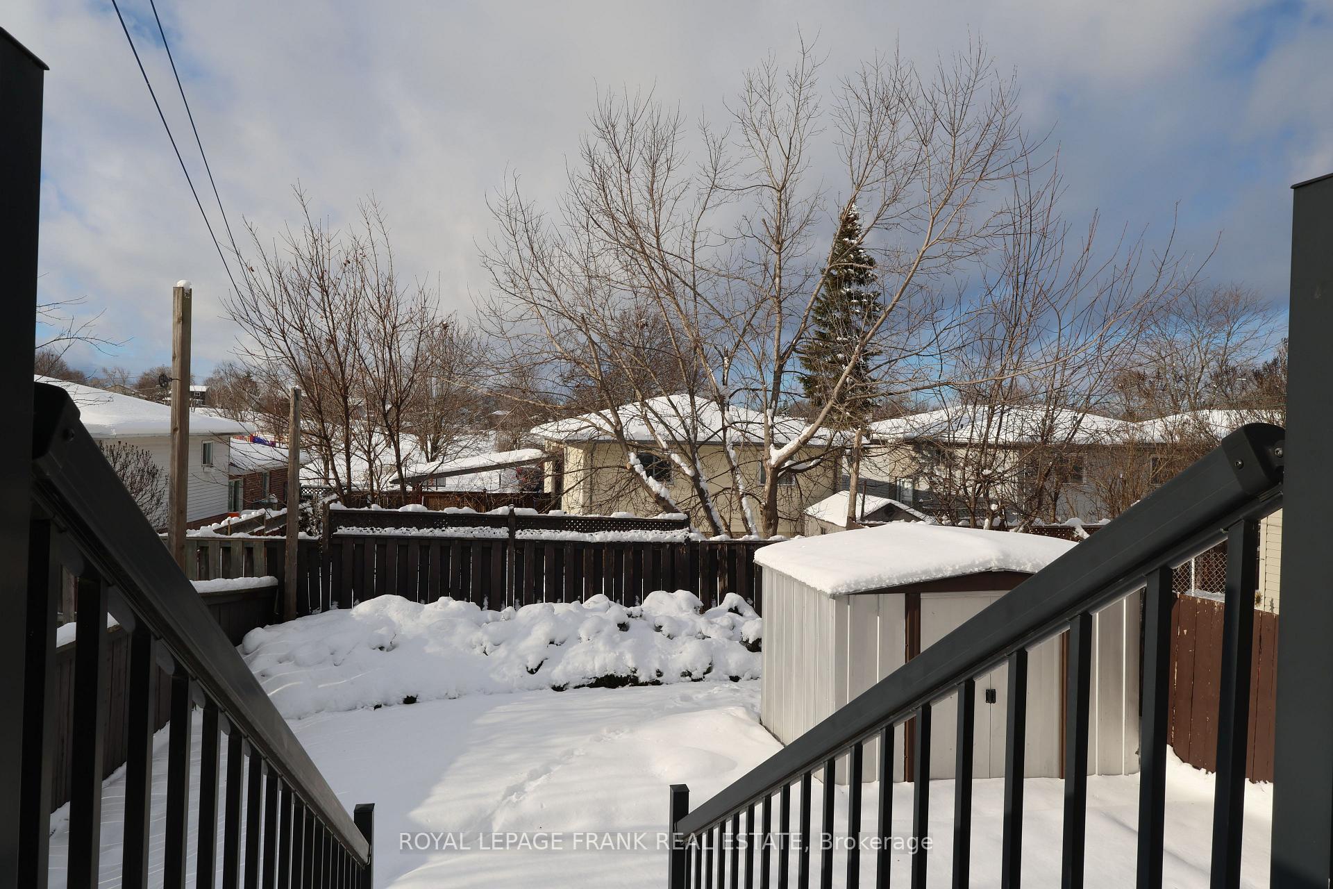 Photo 2 of 547 Crystal Drive, Peterborough, Ashburnham Ward 4 — HOMEH