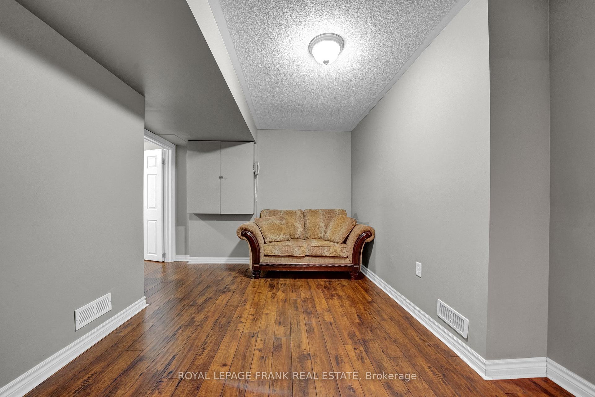 Photo 31 of 2 Yewtree Way, Whitby, Pringle Creek — HOMEH