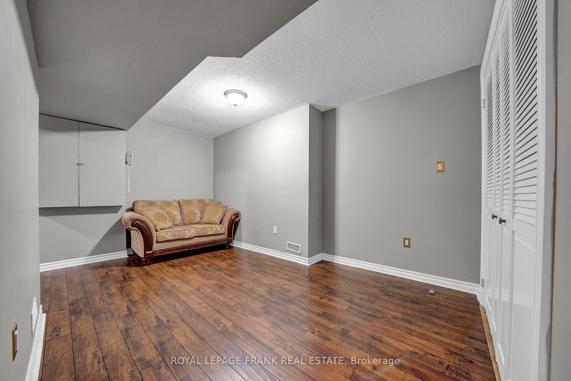 Photo 33 of 2 Yewtree Way, Whitby, Pringle Creek — HOMEH