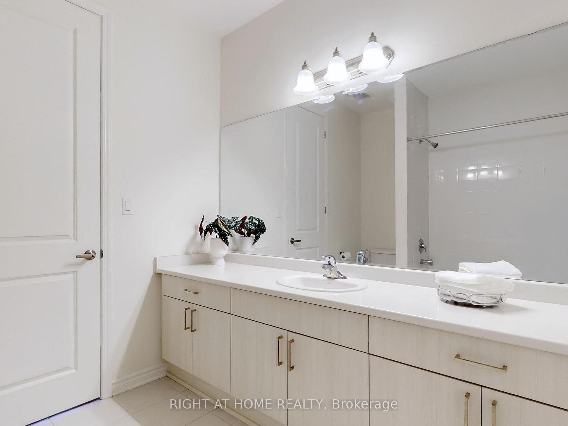 Photo 33 of 3028 Hollyberry Trail, Pickering, Rural Pickering — HOMEH