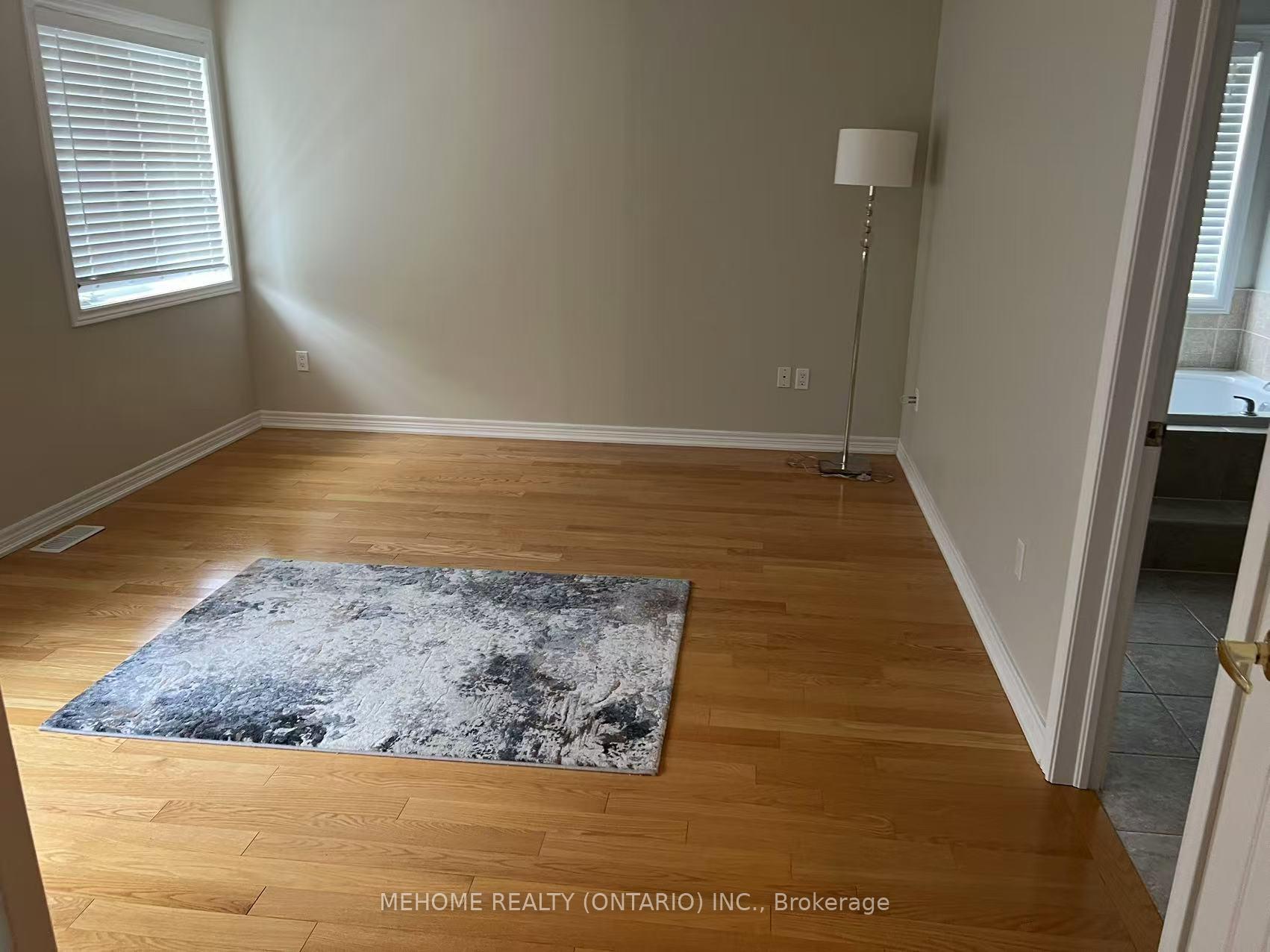 Photo 4 of 35 Jacobi Court, Vaughan, Patterson — HOMEH