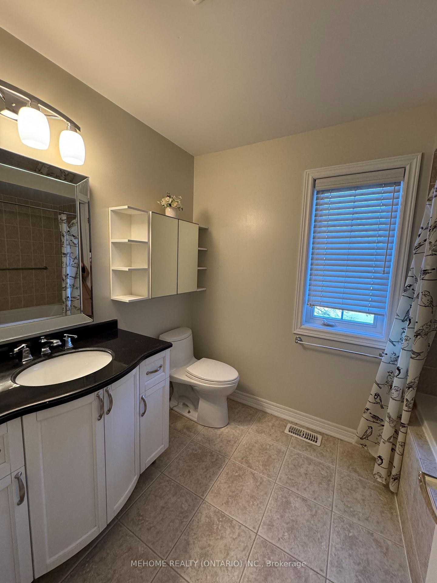 Photo 10 of 35 Jacobi Court, Vaughan, Patterson — HOMEH
