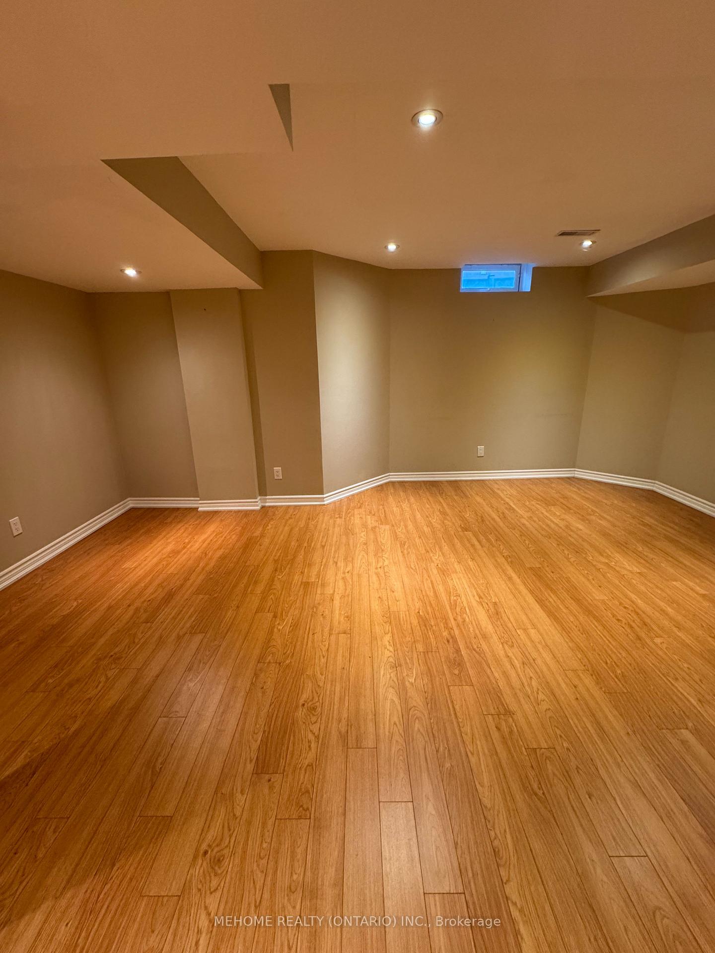 Photo 13 of 35 Jacobi Court, Vaughan, Patterson — HOMEH