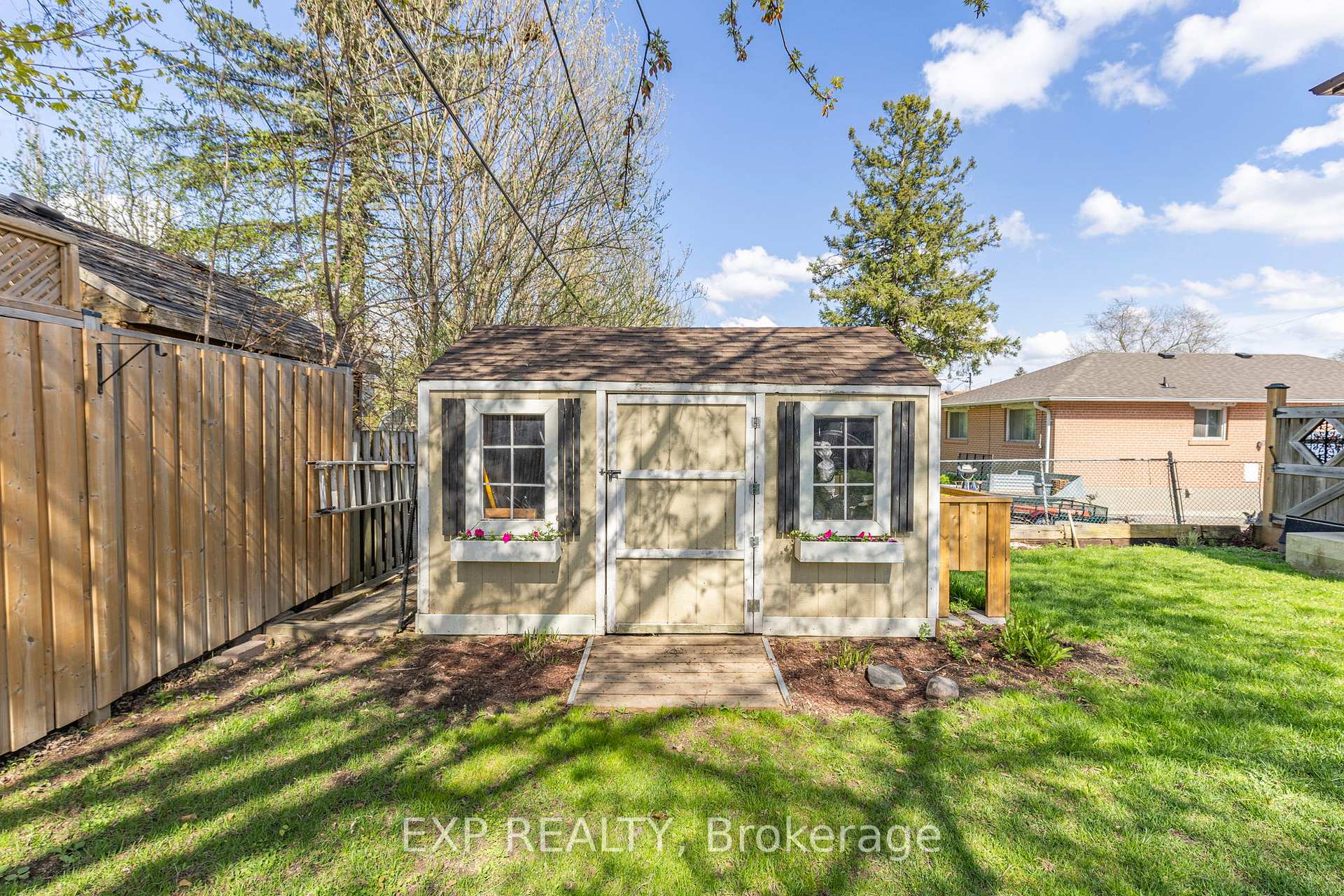 Photo 50 of 32 Kemano Road, Aurora, Aurora Heights — HOMEH