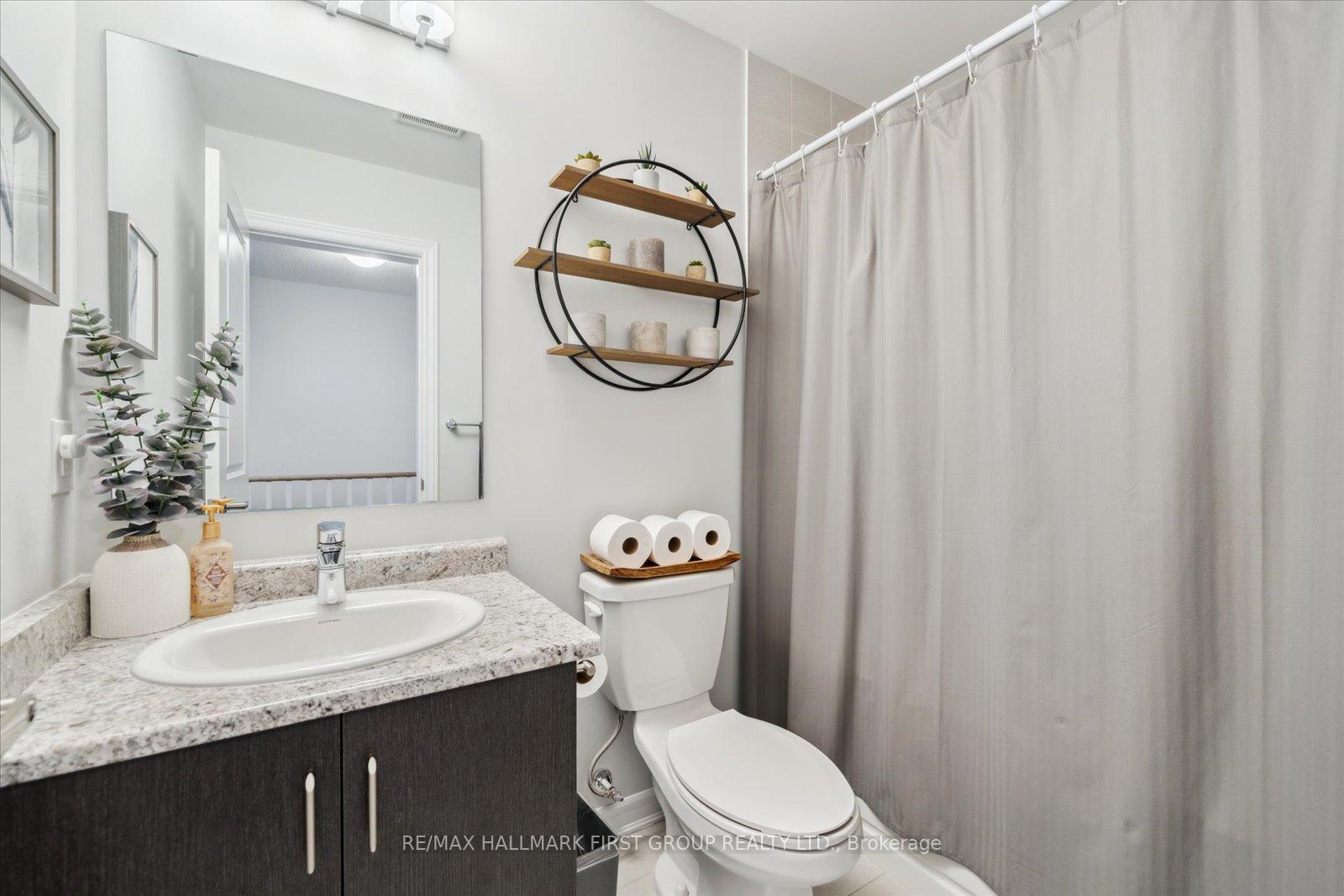 Photo 20 of 50 Porcelain Way, Whitby, Rolling Acres — HOMEH