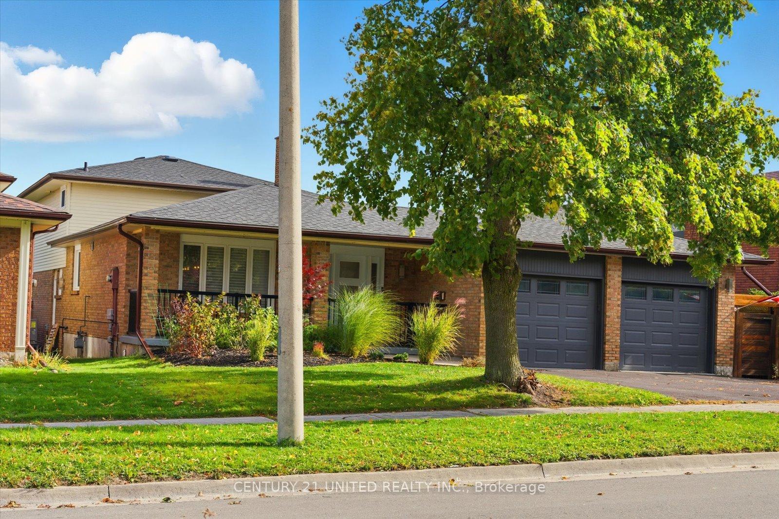 Photo 2 of 2339 Kawartha Heights Boulevard, Peterborough, Monaghan Ward 2 — HOMEH