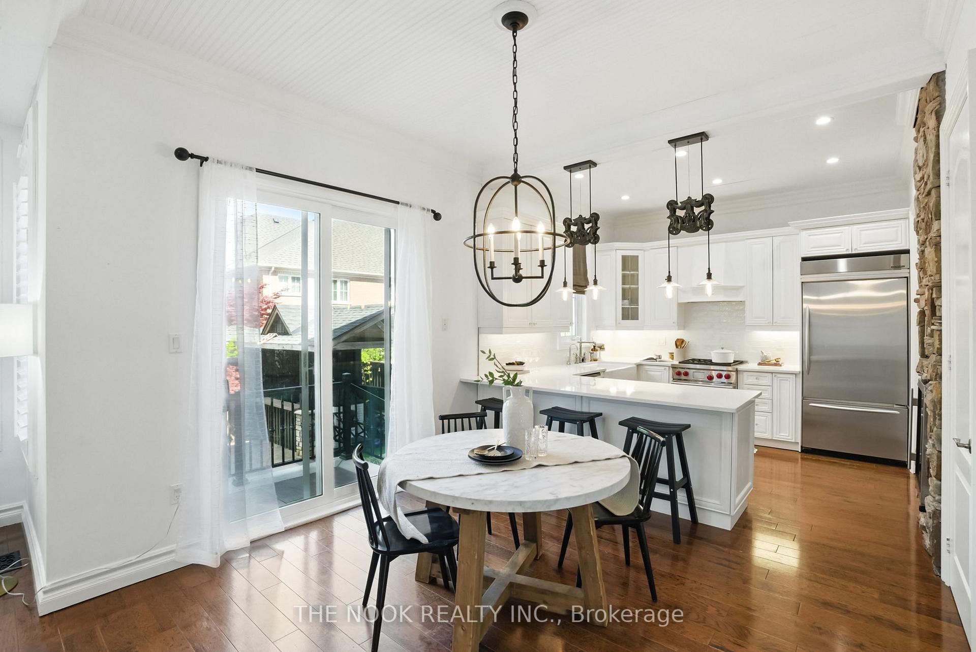 Photo 13 of 40 Rainbow Crescent, Whitby, Brooklin — HOMEH