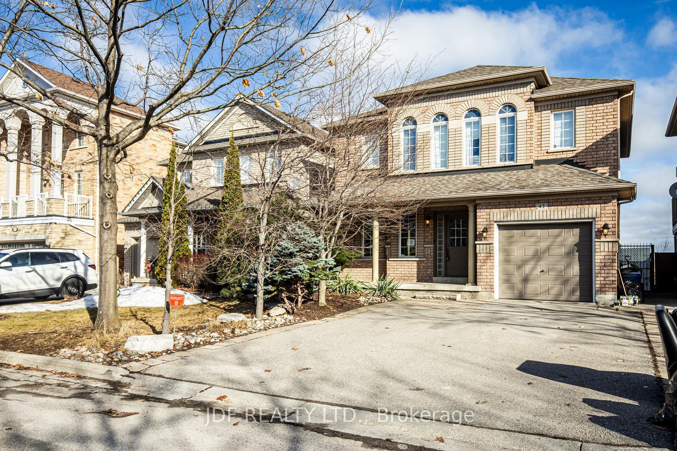 Photo 1 of 42 Sunview Drive, Vaughan, Vellore Village — HOMEH