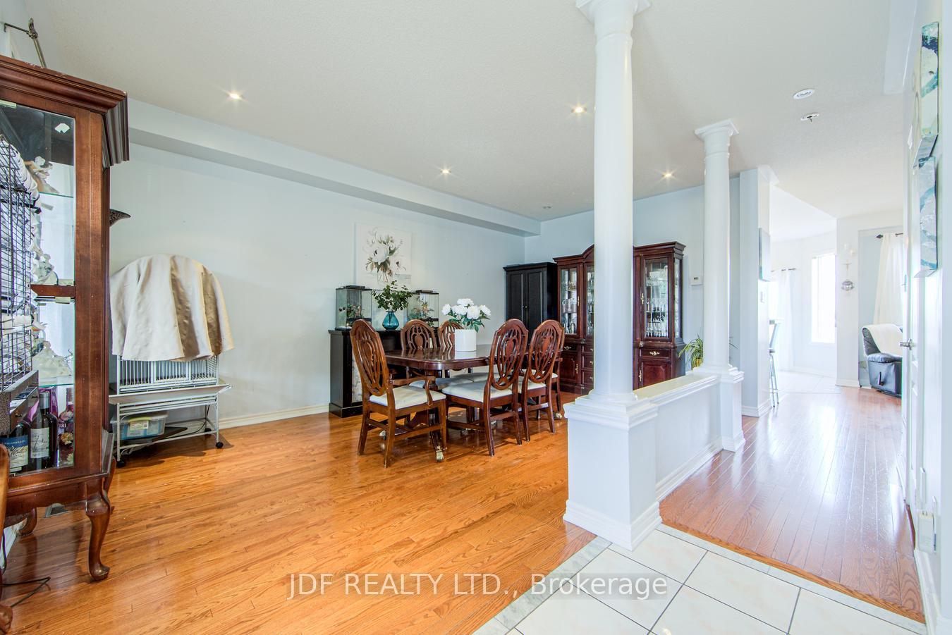 Photo 5 of 42 Sunview Drive, Vaughan, Vellore Village — HOMEH