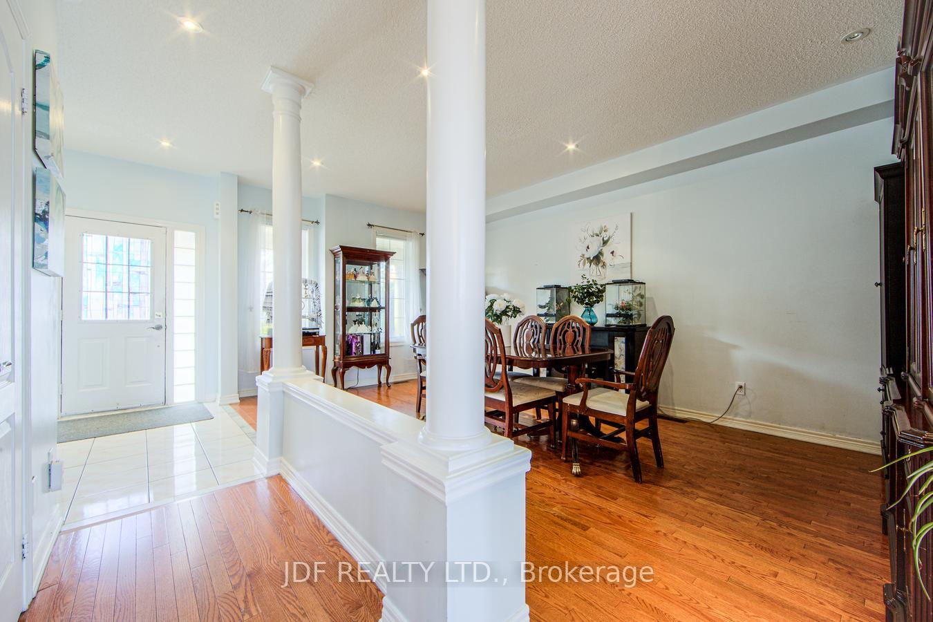 Photo 9 of 42 Sunview Drive, Vaughan, Vellore Village — HOMEH