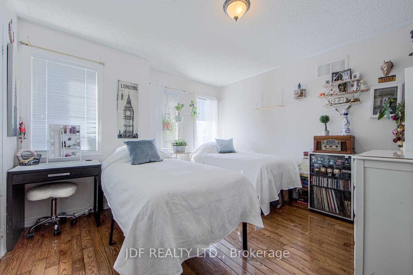 Photo 23 of 42 Sunview Drive, Vaughan, Vellore Village — HOMEH