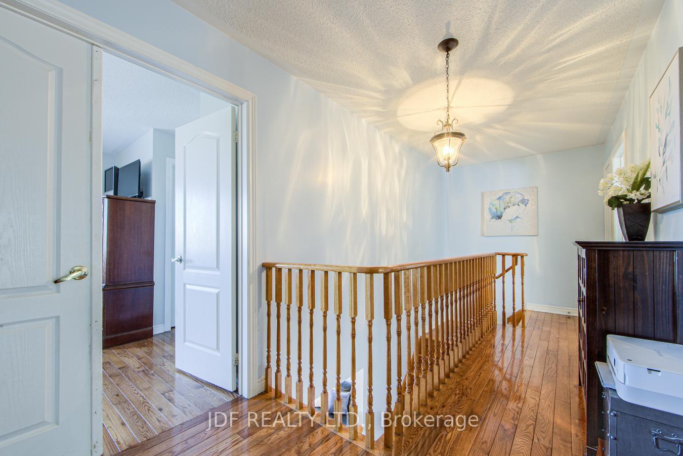 Photo 27 of 42 Sunview Drive, Vaughan, Vellore Village — HOMEH