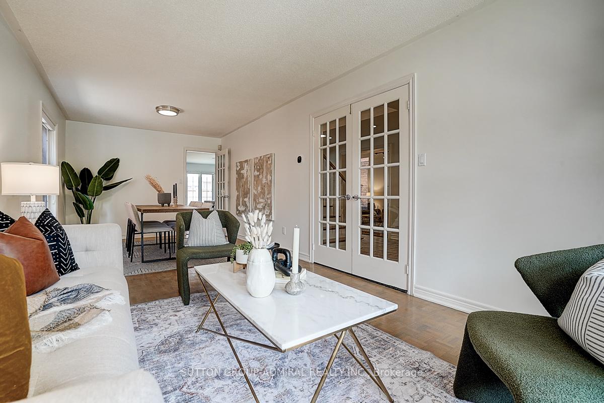 Photo 17 of 11 San Marko Place, Vaughan, East Woodbridge — HOMEH