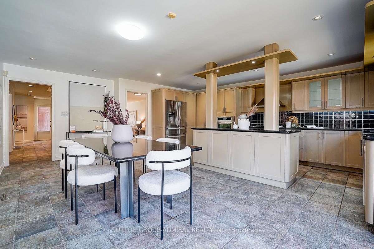 Photo 19 of 11 San Marko Place, Vaughan, East Woodbridge — HOMEH