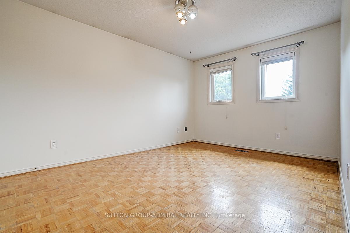 Photo 30 of 11 San Marko Place, Vaughan, East Woodbridge — HOMEH